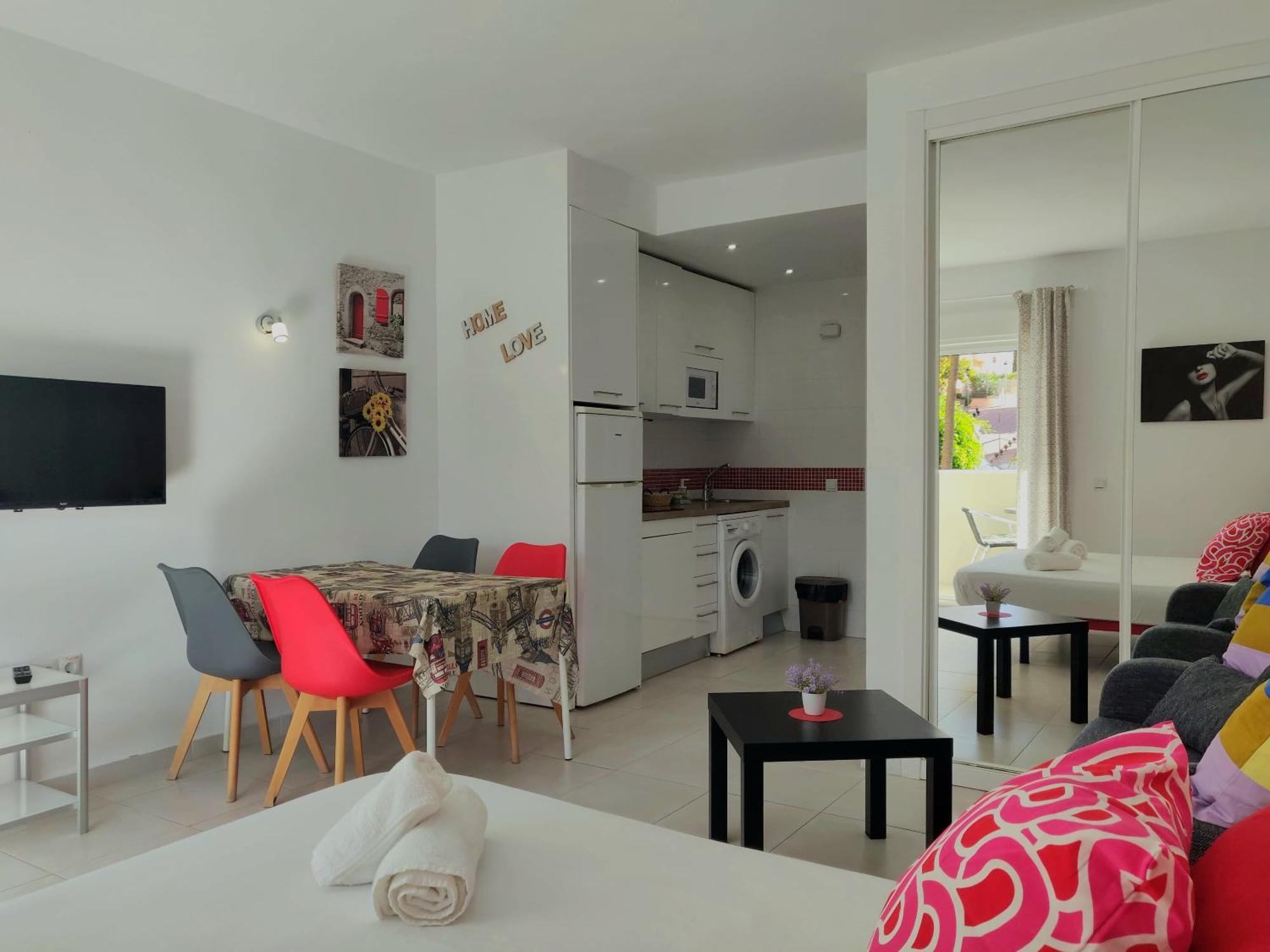 1º Linea De Playa Con Piscinas & Parque Acuatico Apartment Benalmadena
